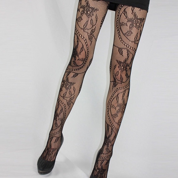 Sexy Black Floral Fishnet Pantyhose Stockings - Picture 4 of 6